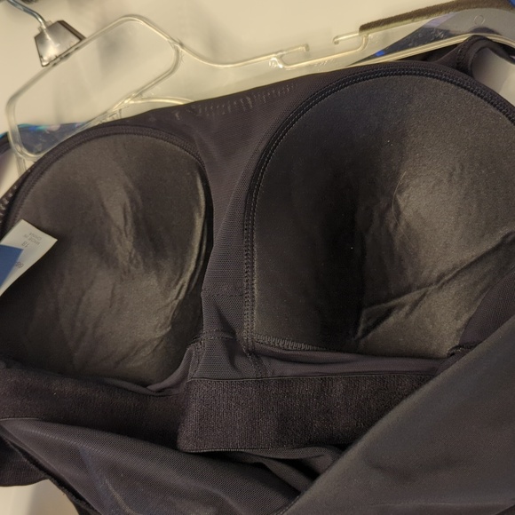 Women's size 18 bathing suit, EUC - Picture 9 of 9